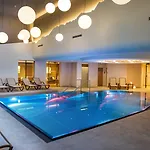 österreichischer Hof-im Bademantel Direkt In Alpentherme