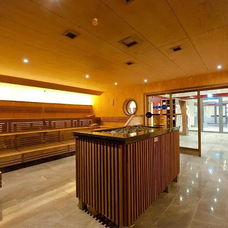 Oesterreichischer Hof-im Bademantel Direkt In Alpentherme 4*