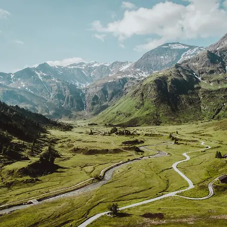 Oesterreichischer Hof-im Bademantel Direkt In Alpentherme 배드호프가스타인