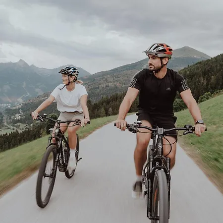 Oesterreichischer Hof-im Bademantel Direkt In Alpentherme Отель 4*