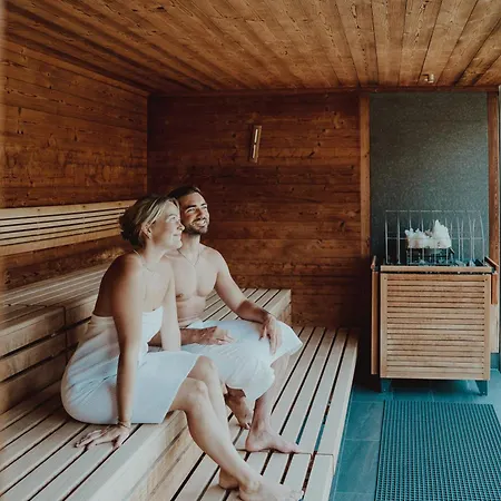 Oesterreichischer Hof-im Bademantel Direkt In Alpentherme Szálloda 4*