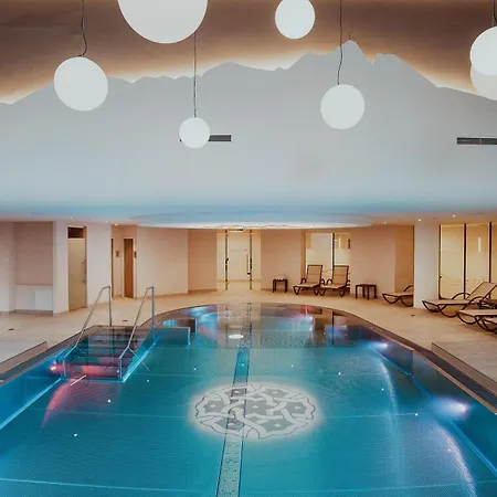 Oesterreichischer Hof-im Bademantel Direkt In Alpentherme Szálloda 4*