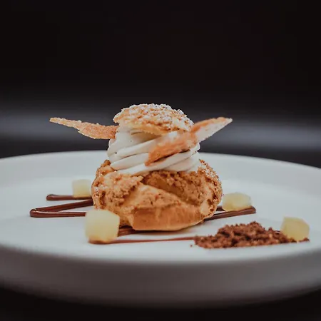 Oesterreichischer Hof-im Bademantel Direkt In Alpentherme Szálloda 4*