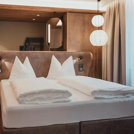 Szálloda Oesterreichischer Hof-im Bademantel Direkt In Alpentherme 4*