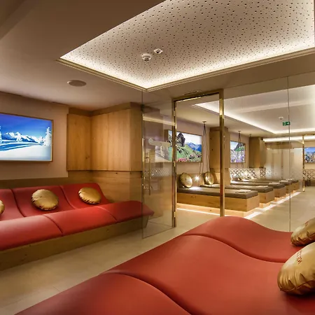 Oesterreichischer Hof-im Bademantel Direkt In Alpentherme Szálloda