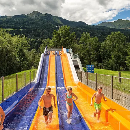 Oesterreichischer Hof-im Bademantel Direkt In Alpentherme Szálloda Bad Hofgastein