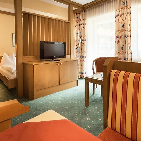 Szálloda Oesterreichischer Hof-im Bademantel Direkt In Alpentherme Bad Hofgastein